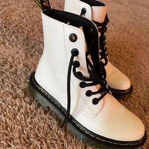 Wrong size, look like new